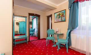 Гостевой дом Rosen Villa Sibiu Сибиу Апартаменты с общей ванной комнатой-3